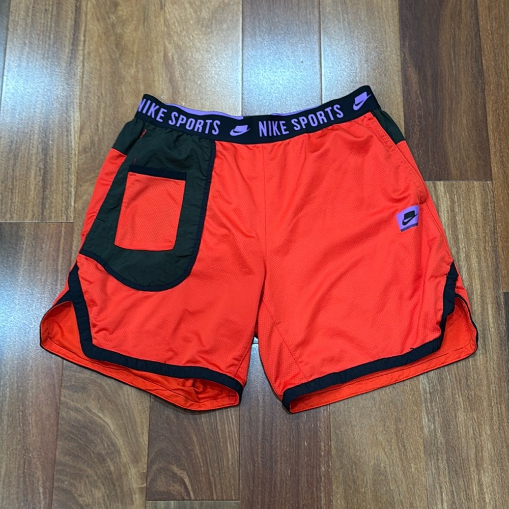 Men's Nike Sport Clash Graphic Shorts, Red, M BV3249-634